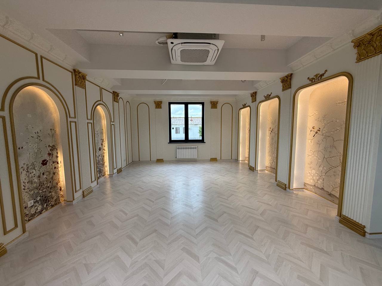 Standalone commercial building for sale