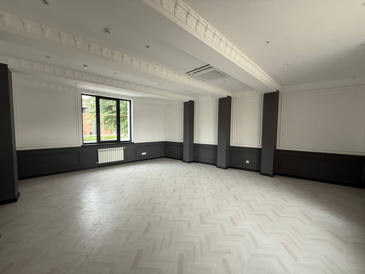 Standalone commercial building for sale