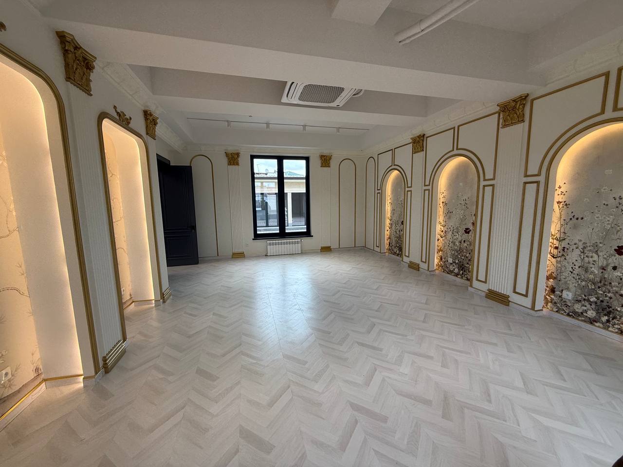 Standalone commercial building for sale