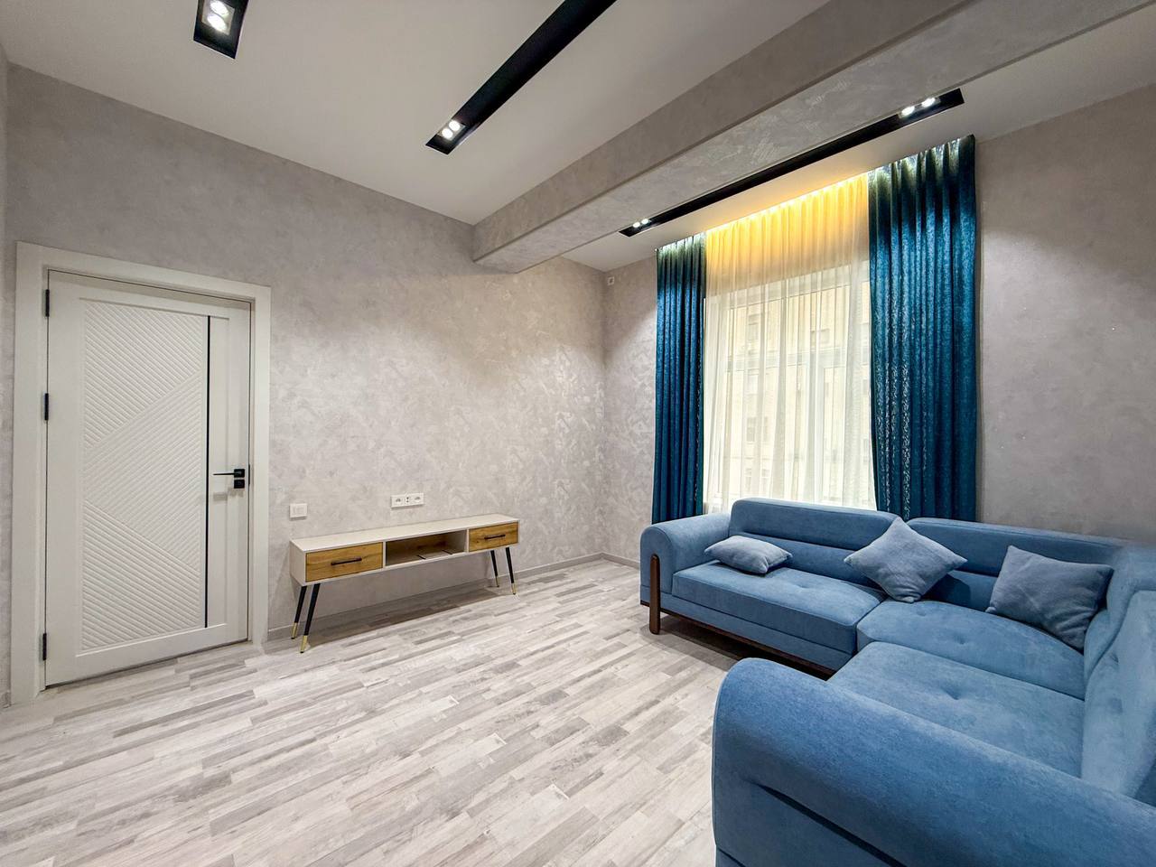 Apartment in a new building, Poitakht Residential Complex