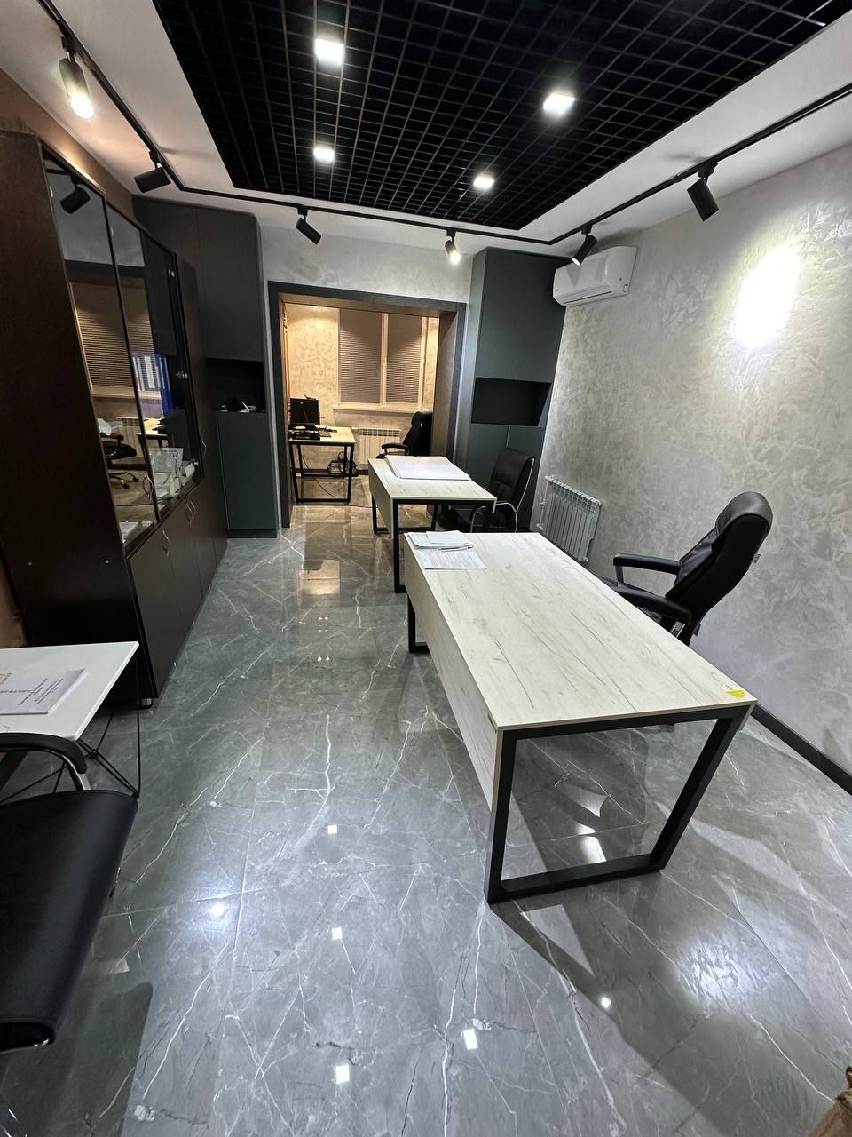 Office space for rent in the city center — C-1