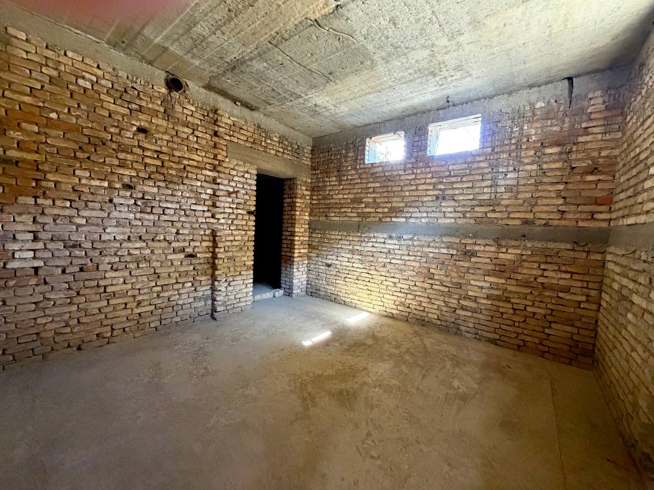 Просторный дом 472 м² рядом с 1-й городской больницей