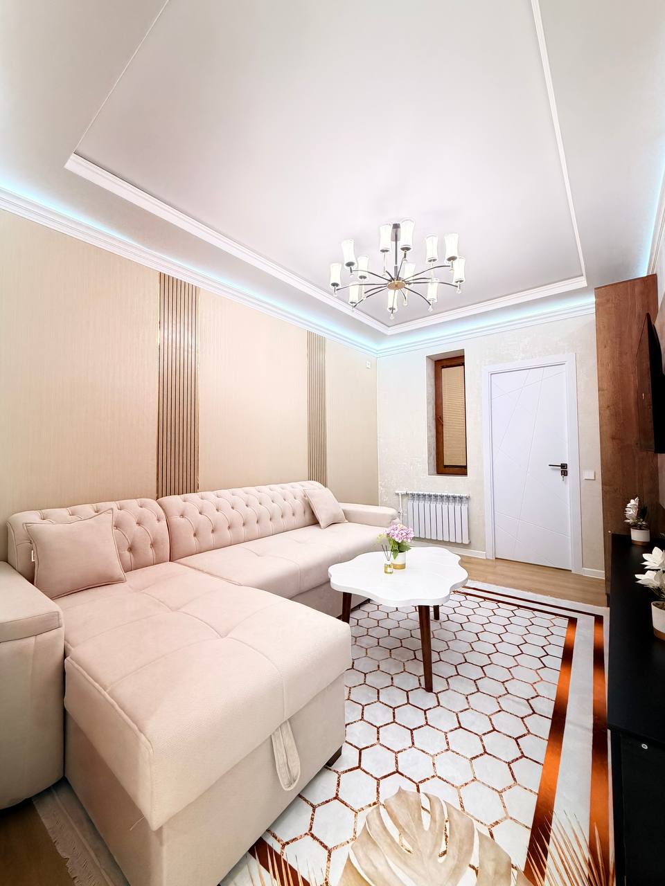 Продается квартира Ц13 4/4/4 с ремонтом