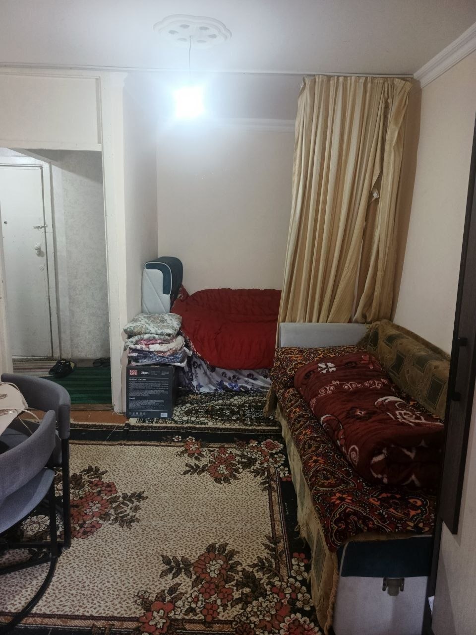 В г. Чирчике продается 1 комнатная квартира
