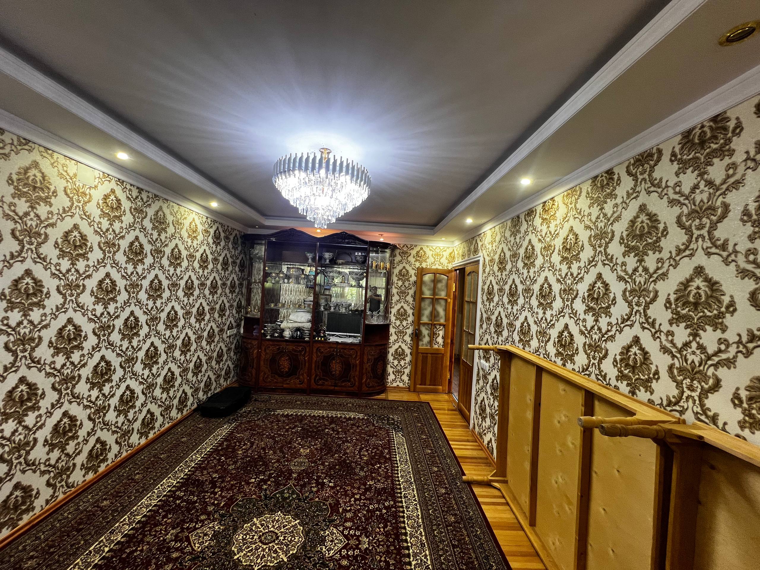 4-комнатная квартира 95 м² в Ташкенте — 77 серия, 1 этаж, собственный огород