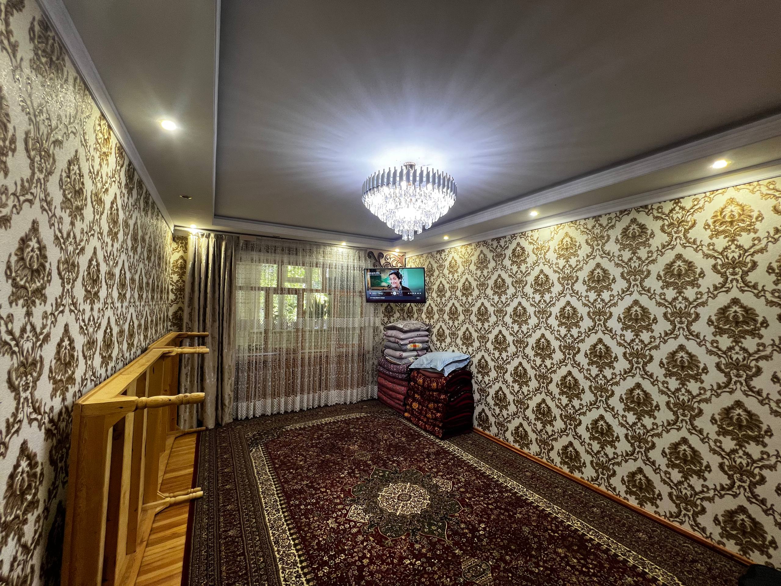 4-комнатная квартира 95 м² в Ташкенте — 77 серия, 1 этаж, собственный огород