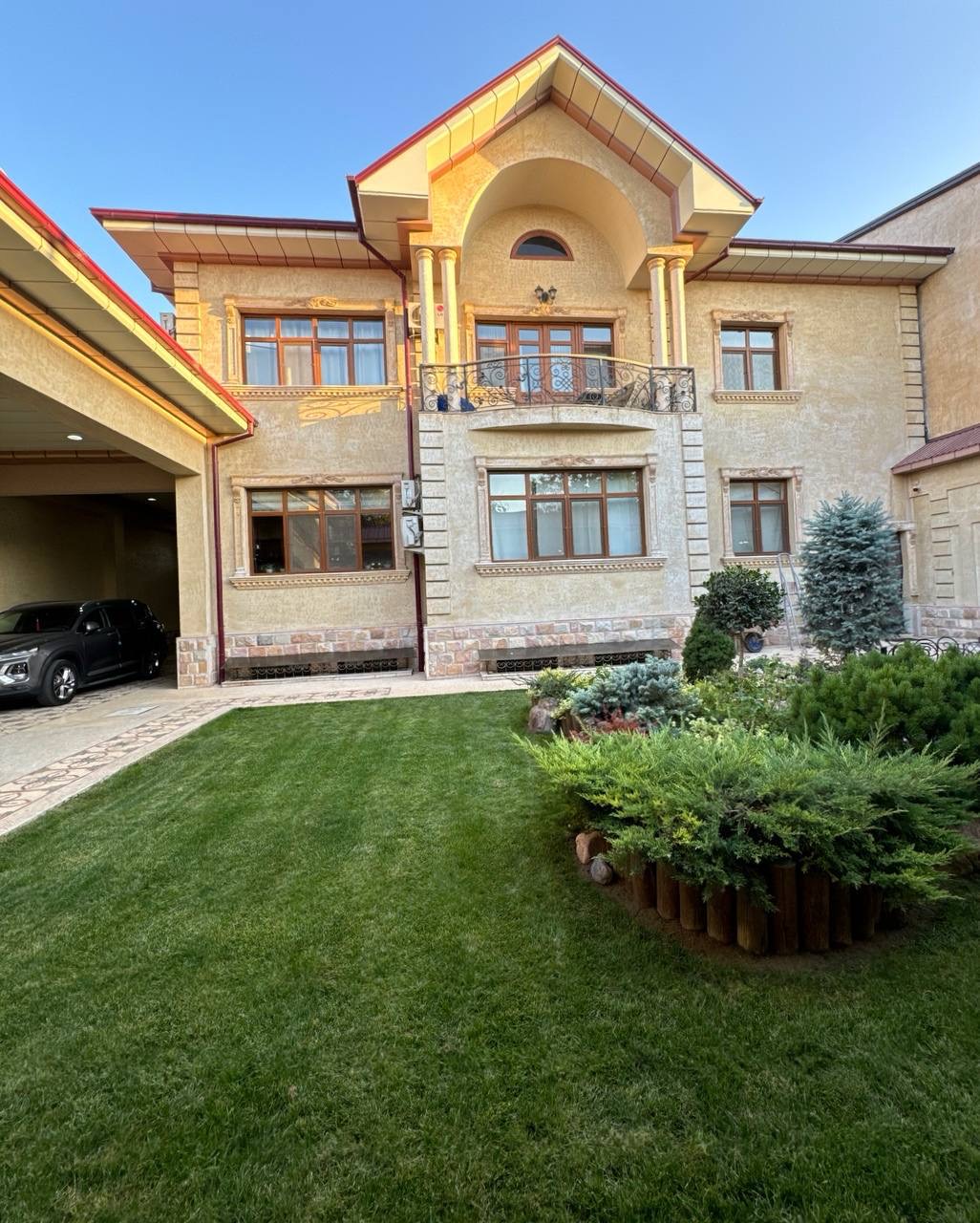 ## Просторный дом 450 м² в махалле Никитина — Мирзо\-Улугбекский район