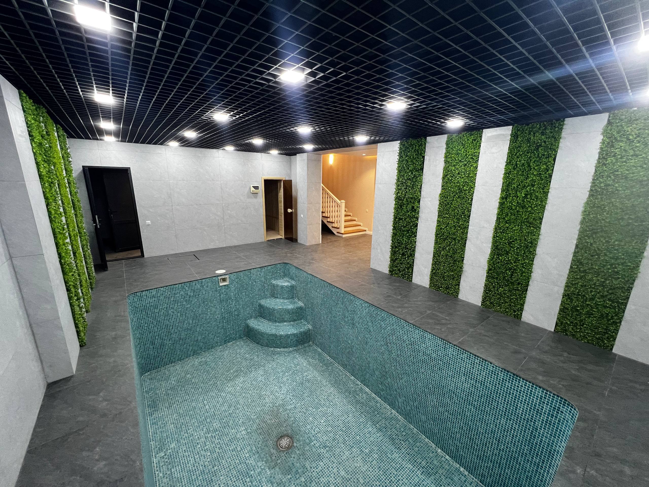 Дом Мирзо-Улугбекский район Никитина — 3,3 сотки, 2 бассейна