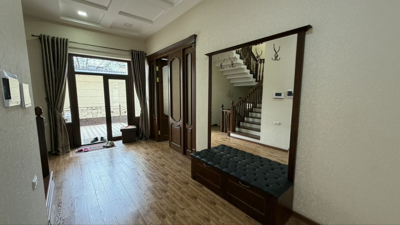 Евродом в центре Луначарского