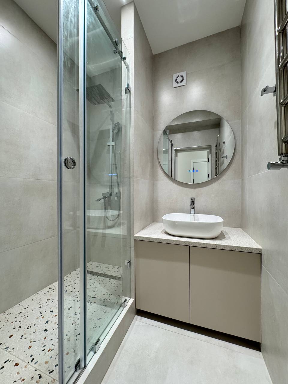 ПРОДАЁТСЯ 3-КОМНАТНАЯ КВАРТИРА В НОВОСТРОЙКЕ