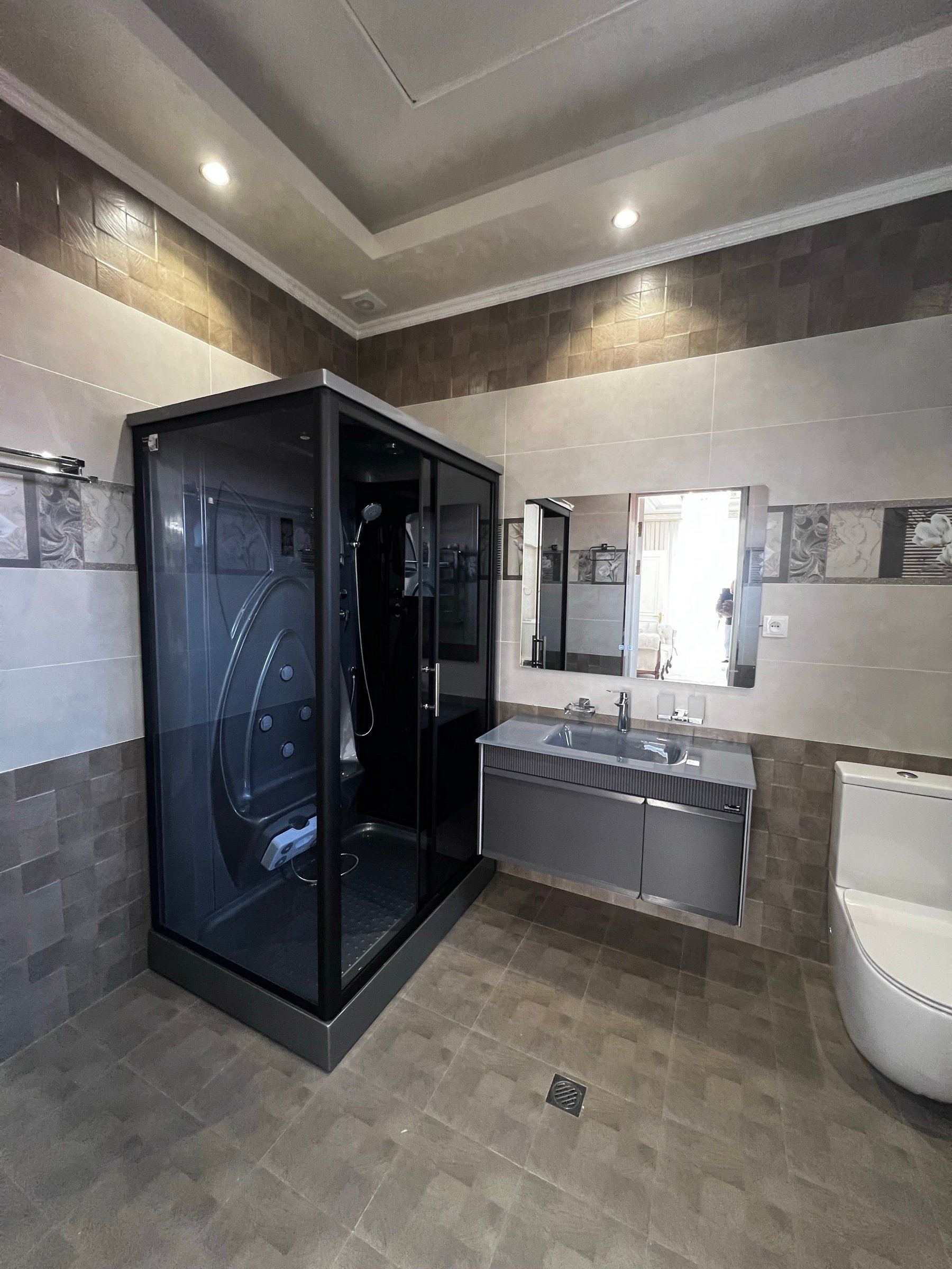 Премиальный особняк 500 м² с бассейном на Луначарского
