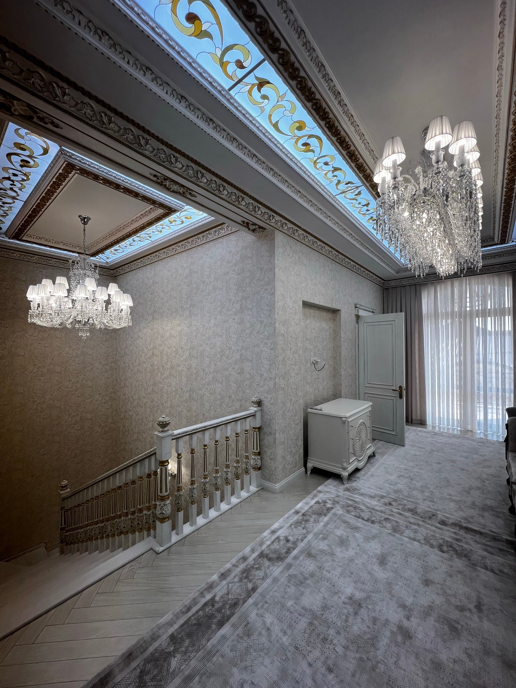 Премиальный особняк 500 м² с бассейном на Луначарского