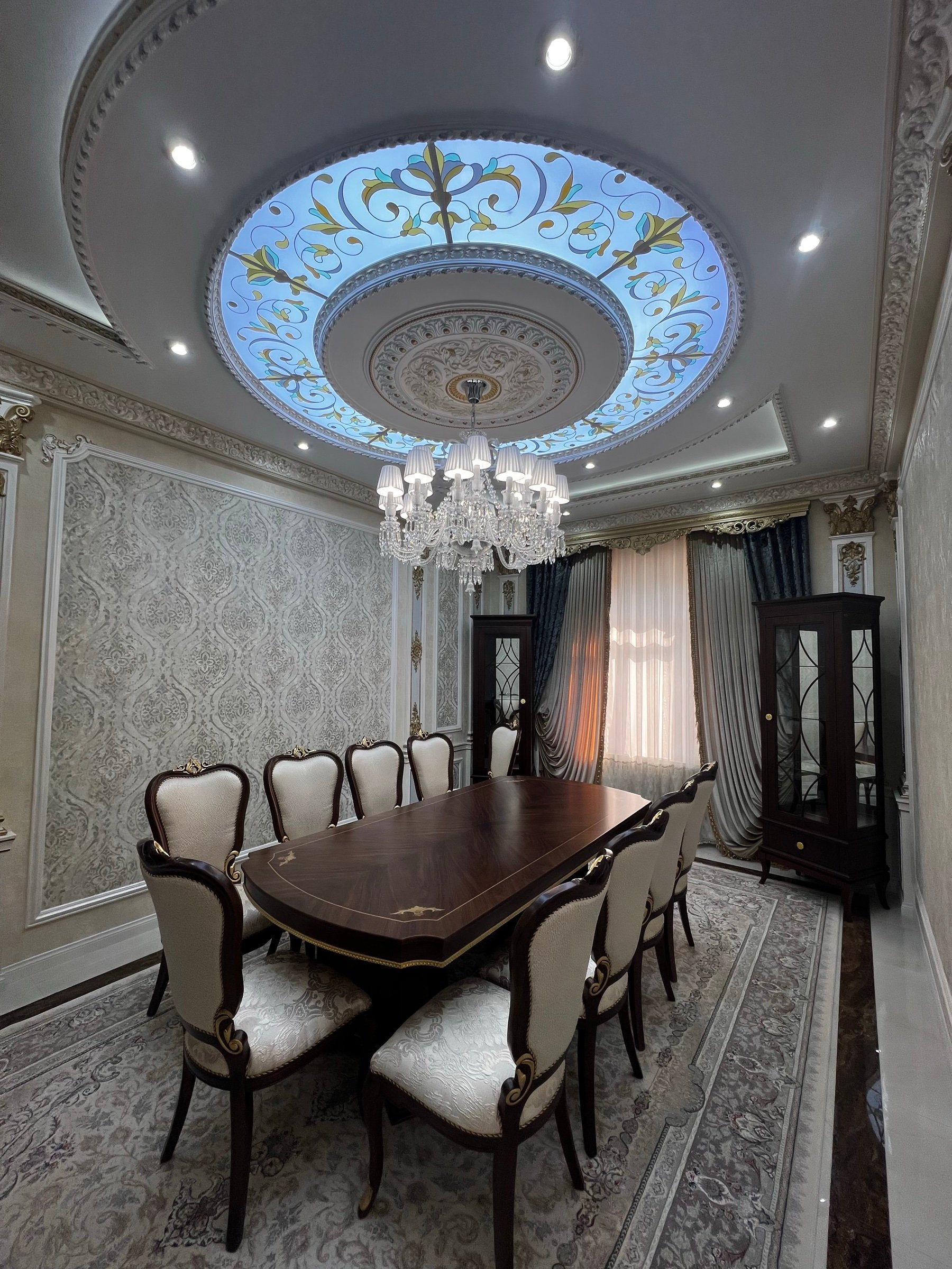 Премиальный особняк 500 м² с бассейном на Луначарского
